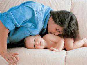 2026年深圳三代试管技术：同性情侣怀双胞胎的可行性探讨