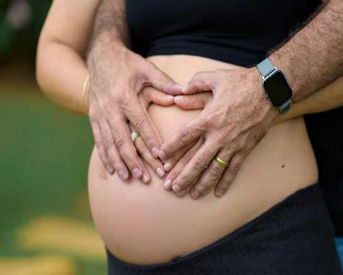 宫腔镜：子宫的“放大镜”与试管助孕的关键一步